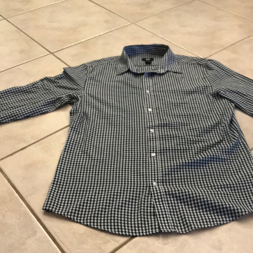 H&M button down shirt